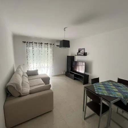 Apartman Rosas No Lagar *